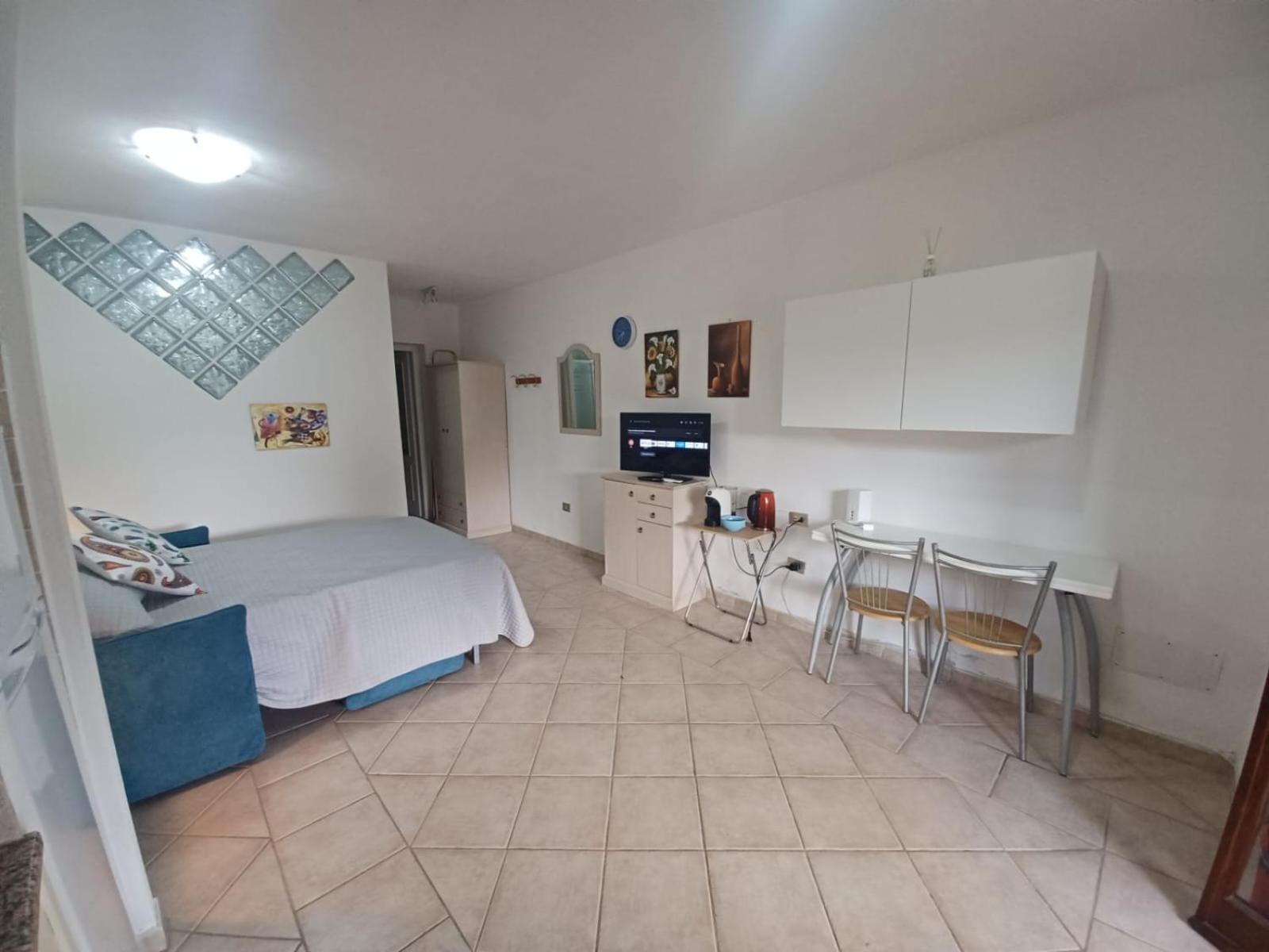 Casa Monella Mono Locale Vista Mare Lägenhet Marinella  Exteriör bild